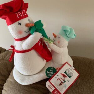 Hallmark 2022 Plush Snowman "Can't Wait for Cookies"